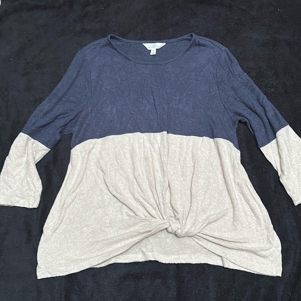 Market & Spruce navy & cream sweater